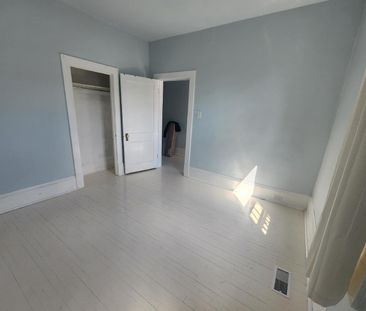 335 Saint Patrick Street - 1 - Photo 4