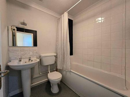 Millbrook Road East, Southampton, SO15 - Photo 5