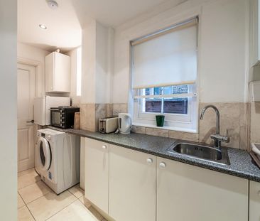 Studio to rent - Photo 6