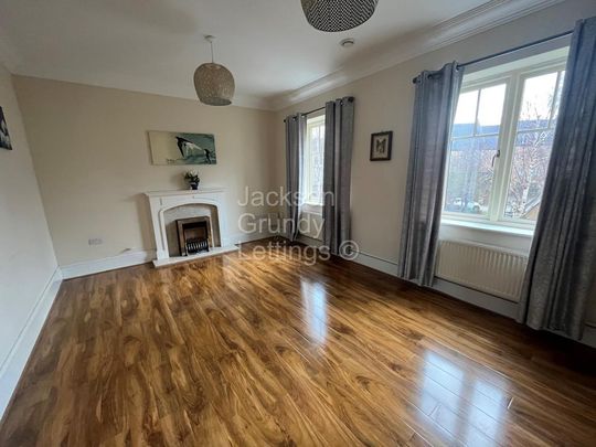 5 bedroom townhouse to rent - Photo 1