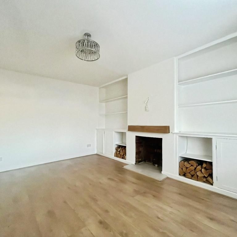 2 bedroom terraced house to rent - Photo 1