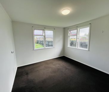 26 Courtenay Crescent, Mangere East, Auckland - Photo 3