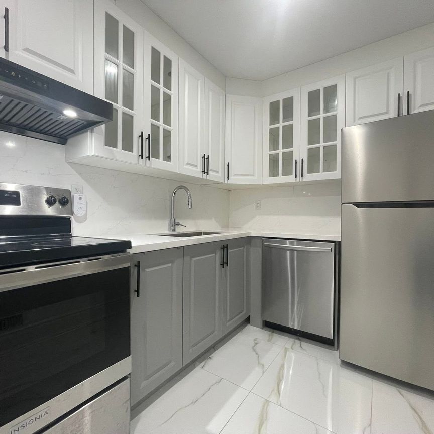 For Lease - 1229 Ironbridge Road Unit# Legal Basement Apartment, Oakville, Ontario - Photo 1
