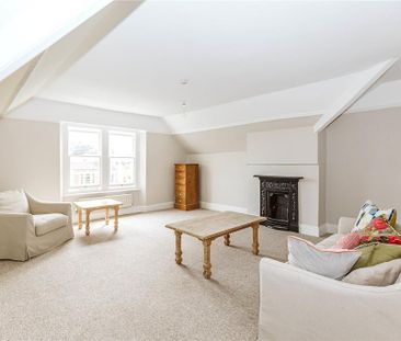 3 bedroom maisonette to rent - Photo 3