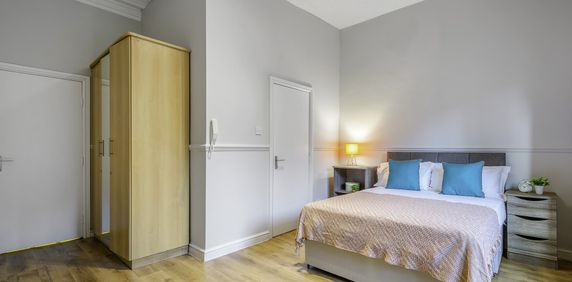 257 HYDE PARK ROAD Leeds - LS6 1AG - Photo 2