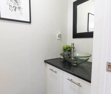 2761 HUNTINGDON TRAIL - Photo 1