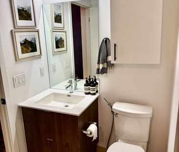 For Lease - 8 Ann Street Unit# 507, Mississauga, Ontario - Photo 1