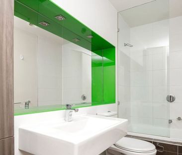 Spacious Apartment in Great Location - Photo 6