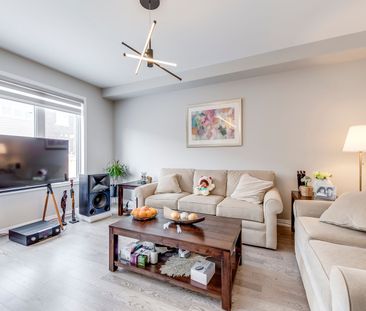 For Lease - 3302 Jacob Way, Oakville, Ontario - Photo 2