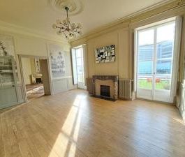 Location - Appartement T4 Nantes Centre Ville - Photo 6