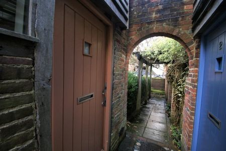 1 bedroom detached house to rent - Photo 2