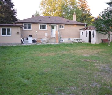 For Lease - 24 Holman Crescent, Aurora, Ontario - Photo 4