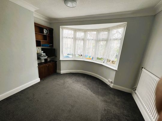 3 Bed Terraced House, Kenton Lane, HA3 - Photo 1