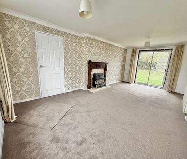 2 bedroom semi-detached house to rent - Photo 5