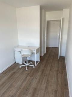 4 pièces - Meublé - 77,5 m² - 4ème étage - Colocation non autorisée - Photo 3