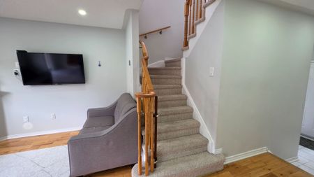 For Lease - 15 Tanglemere Crescent, Brampton, Ontario - Photo 3