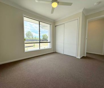 🏡 For Rent – Double-Storey Family Home with Solar Panels - Photo 4