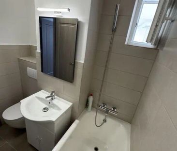 Renovat, decomandat, mobilat,utilat, balcon,vedere Tampa, Grivitei, Brasov - Fotografie 6