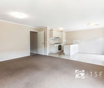 Modern Two Bedroom Unit Close to Bendigo Hospital - Photo 2