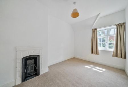 2 bedroom semi-detached house to rent - Photo 2