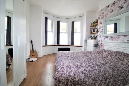 Broughton Road, Thornton Heath - Photo 2