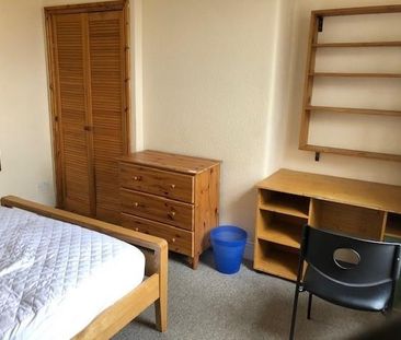 Dongola Road, Bristol - Photo 1