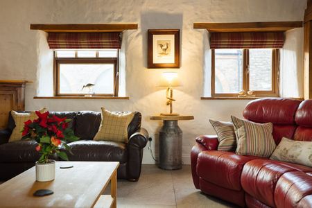 Haverfordwest - Photo 3