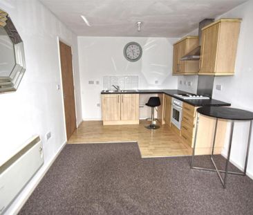 2 bedroom flat to rent - Photo 5