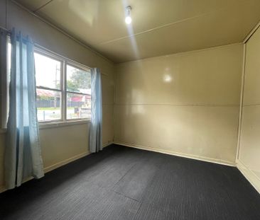 Updated 2-Bedroom + Study Unit in Central Dandenong - Photo 3