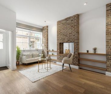 3 bedroom terraced house to rent - Photo 1