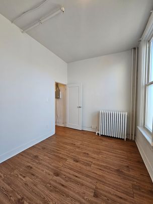 For Lease - 437 Spadina Avenue Unit# 2, Toronto, Ontario - Photo 1