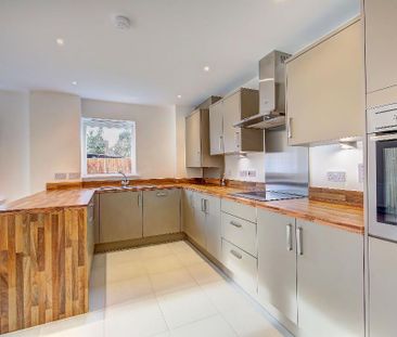 2 bedroom flat to rent - Photo 4