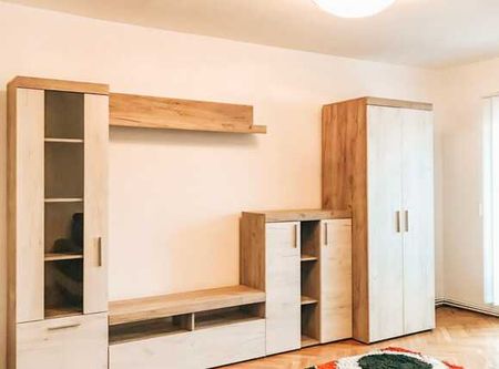3 camere, 70 mp, decomandat, prima inchiriere, zona Complex Diana! - Fotografie 5