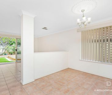 2/11 Bradley Street, Yokine, WA 6060 - Photo 2