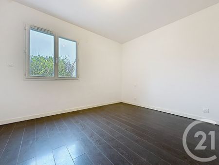 Location Maison 6 pièces 123m² LA RIVIERE DE CORPS 10440 - Photo 2