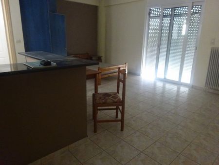 Studio/Γκαρσονιέρα για ενοικίαση Αμπελόκηποι (Πάτρα) - Photo 2