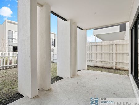 19 Amaryn Court, Springvale - Photo 2