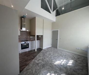 NewStreet, BURTON-ON-TRENT - Photo 2