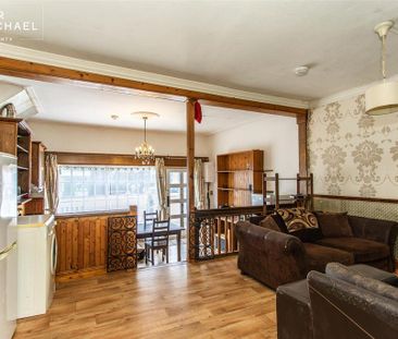 4 bedroom terraced house to rent - Photo 1