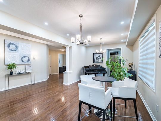 For Lease - 122 Spring Azure Crescent, Oakville, Ontario - Photo 1