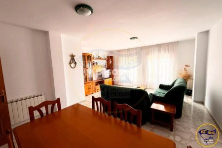 Piso en alquiler en Calle Cervantes - Foto 2