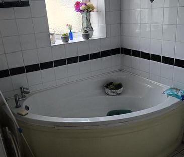 7 Victoria Road, Bangor, BT20 5EX - Photo 1