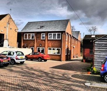 Stony Stratford - Bed Apartment Within A Private Electric Gated Cou... - Photo 4