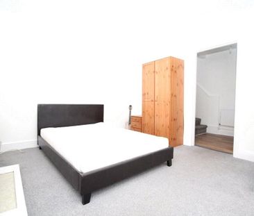 1 bedroom property to rent - Photo 2