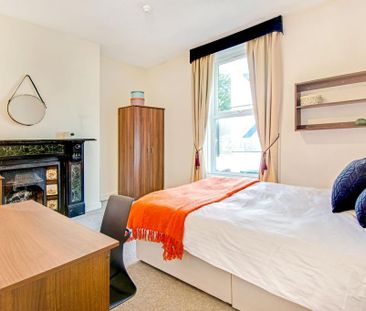 1 bedroom in a house share to rent - Photo 1