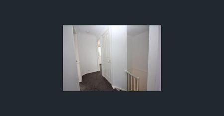 THREE-BEDROOM, TWO-STOREY TOWNHOUSE OFFERS CONVENIENT LIVING CLOSE TO LOCAL SHOPS AND SCHOOLS - Photo 5