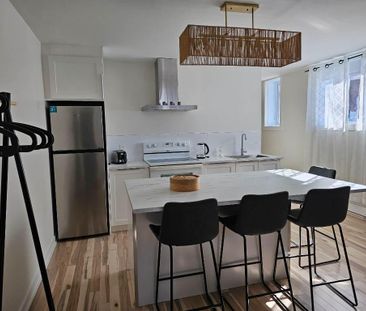 Magnifique 3 1/2 rénové à louer meublé / 1er JUIN - Photo 4