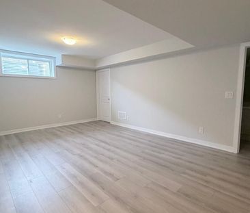 For Lease - 16 Harvey bunker Crescent, Markham, Ontario - Photo 2