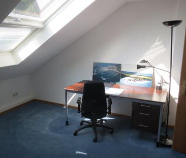 Sehr schöne, möblierte 3 Zimmer-Wohnung, am neuen Kurpark, in Bad S... - Photo 1