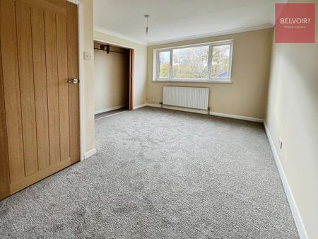 4 bedroom detached house to rent - Photo 4